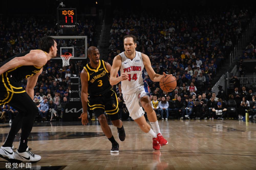 内人士的关 内人士的关